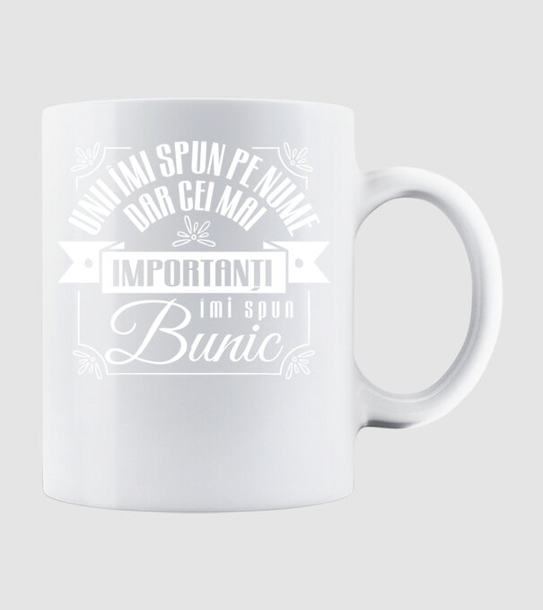 Unii îmi spun pe nume, dar cei mai importanți îmi spun bunic model alb pe tricou