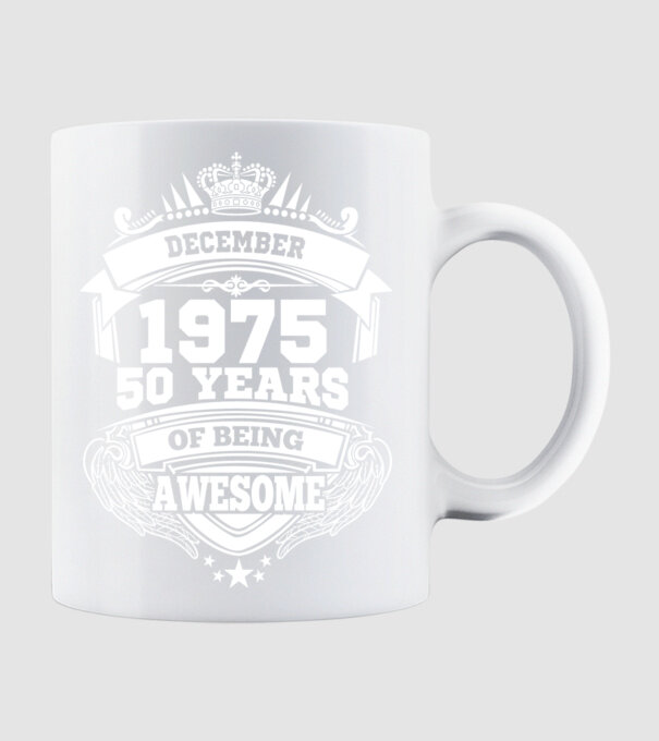 Awesome being of december 1975 model alb pe tricou