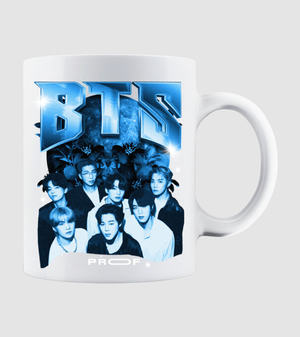 BTS model alb pe tricou