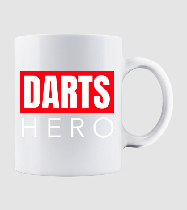 DARTS HERO model alb pe tricou