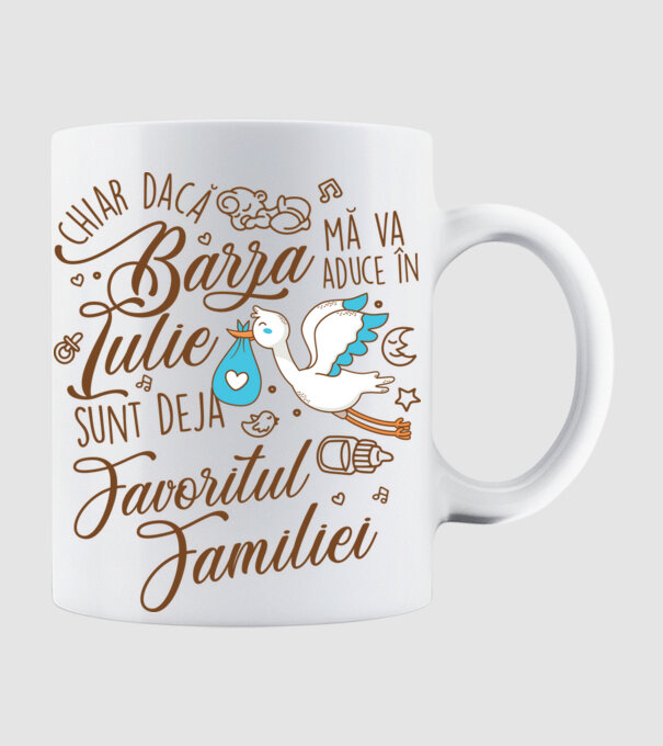 Favoritul familiei IULIE model alb pe tricou