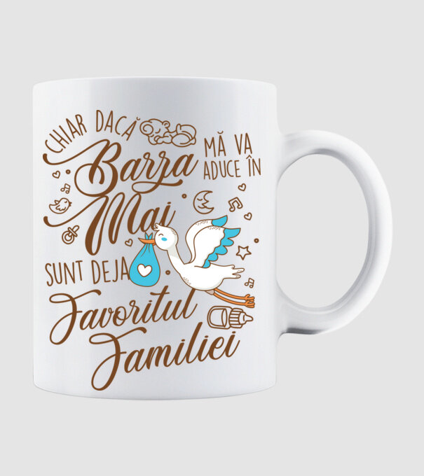 Favoritul familiei MAI model alb pe tricou