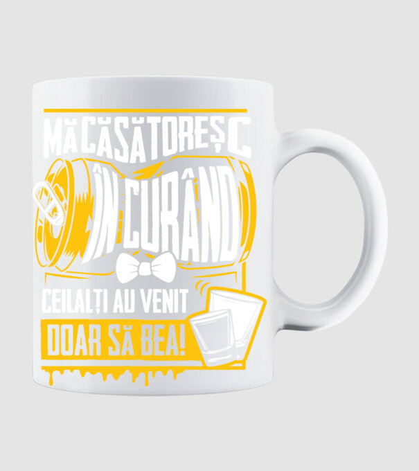 Mă căsătoresc în curând model alb pe tricou