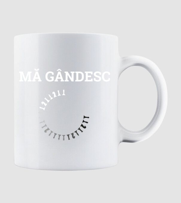 Mă gândesc model alb pe tricou