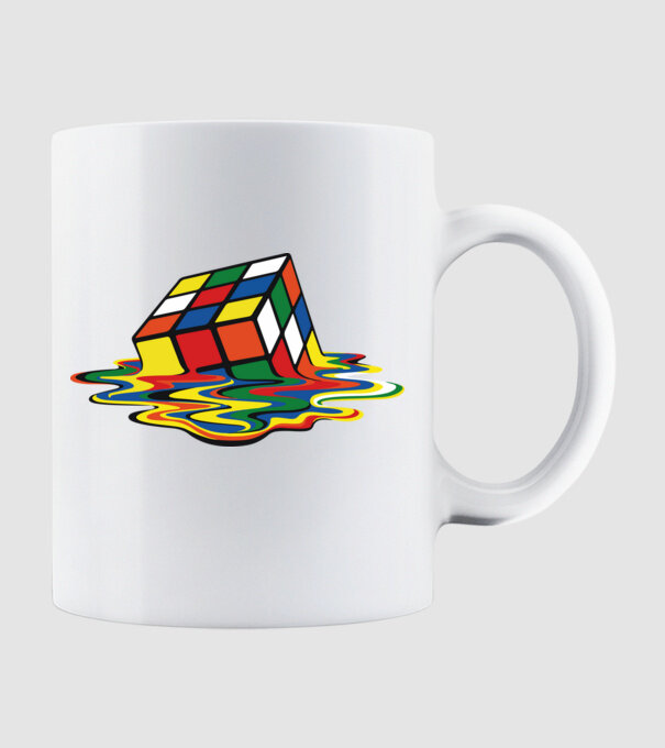 Melting Rubik model alb pe tricou