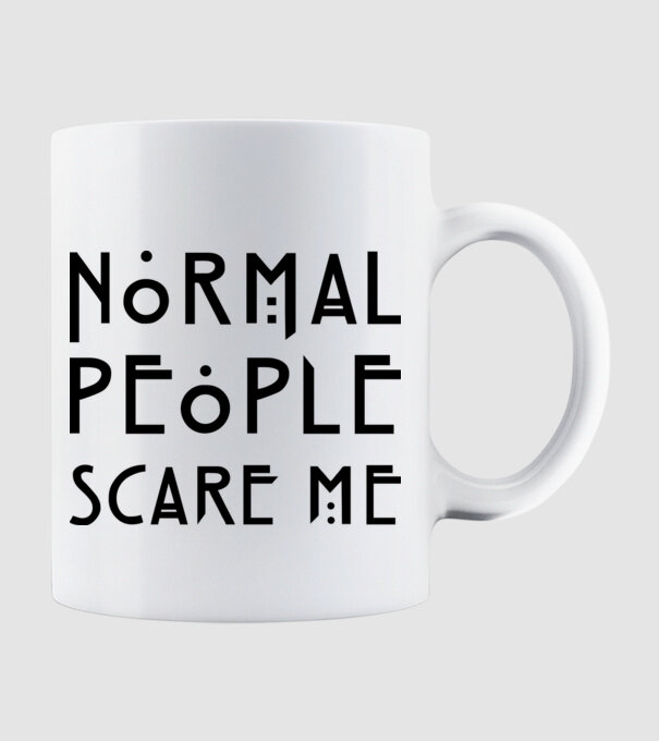 Normal people scare me model alb pe tricou