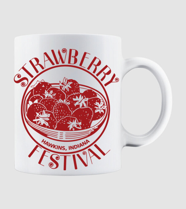 strawberry festival stranger things model alb pe tricou