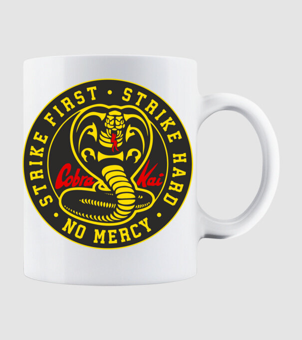 Strike first strike hard cobra kai model alb pe tricou