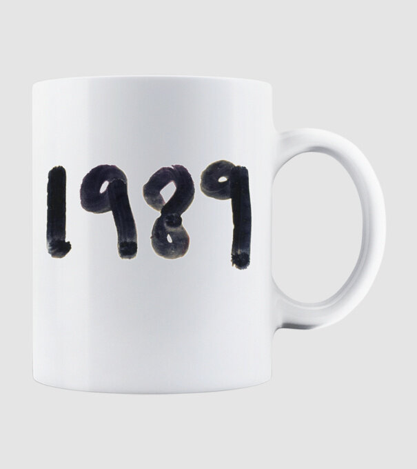Taylor Swift 1989 text model alb pe tricou