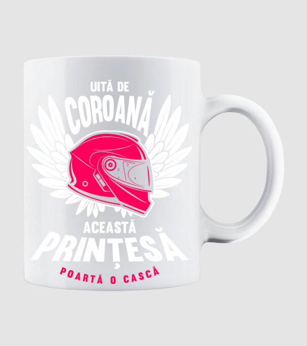 Uită de coroană, această prințesă poartă o cască model alb pe tricou