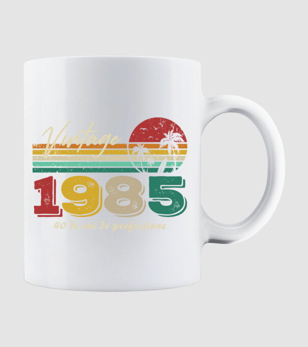 VINTAGE 1985 model alb pe tricou