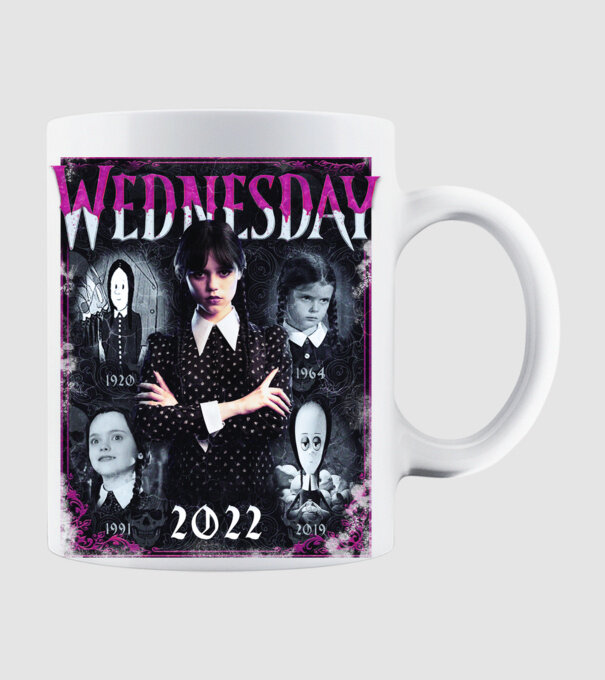 WEDNESDAY ADDAMS multi all time model alb pe tricou
