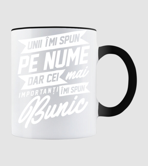 Unii îmi spun pe nume, dar cei mai importanți îmi spun bunic model negru pe tricou