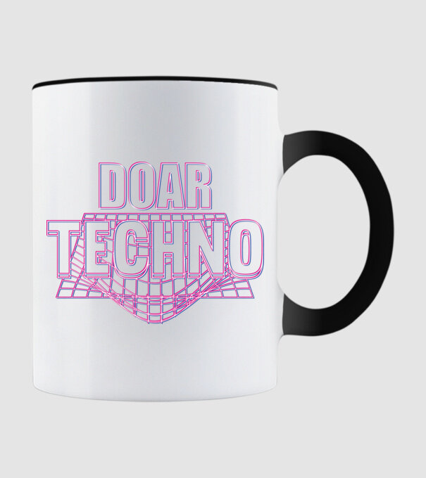 Doar techno model negru pe tricou