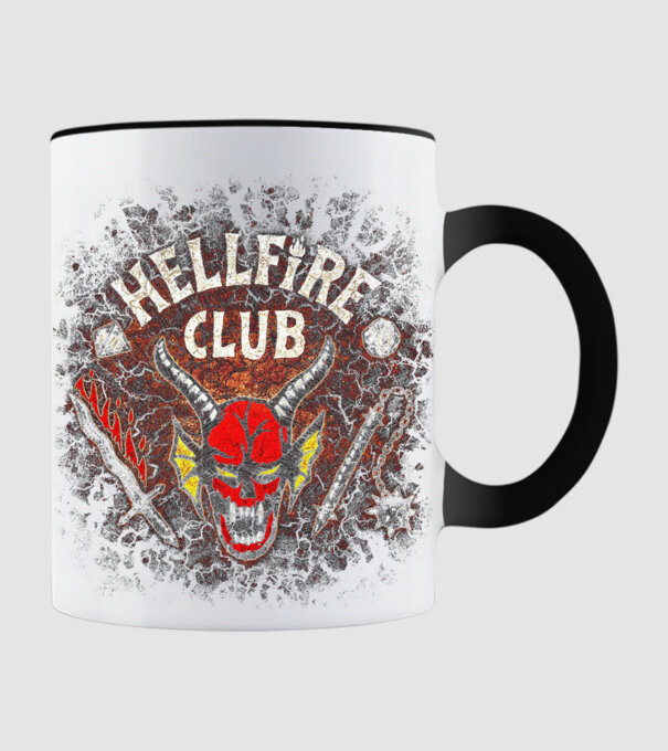 hellfire club stranger things model negru pe tricou