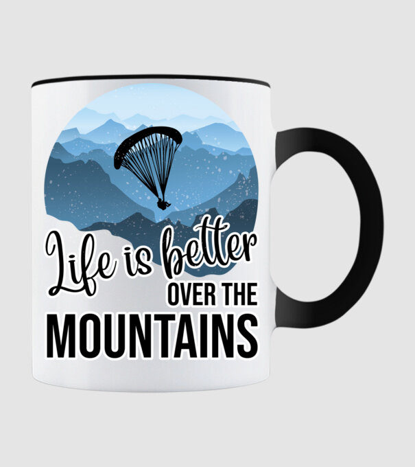 Life is better over the mountains model negru pe tricou