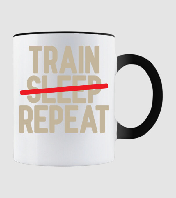 Train repeat model negru pe tricou