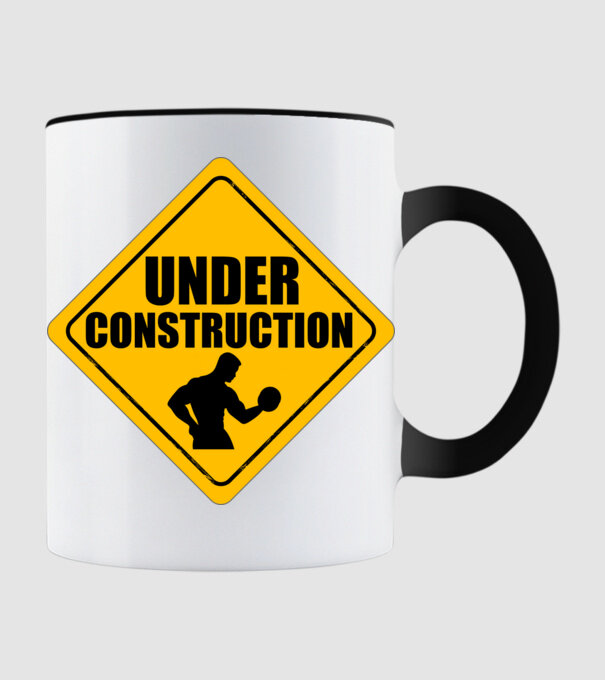 Under Construction model negru pe tricou