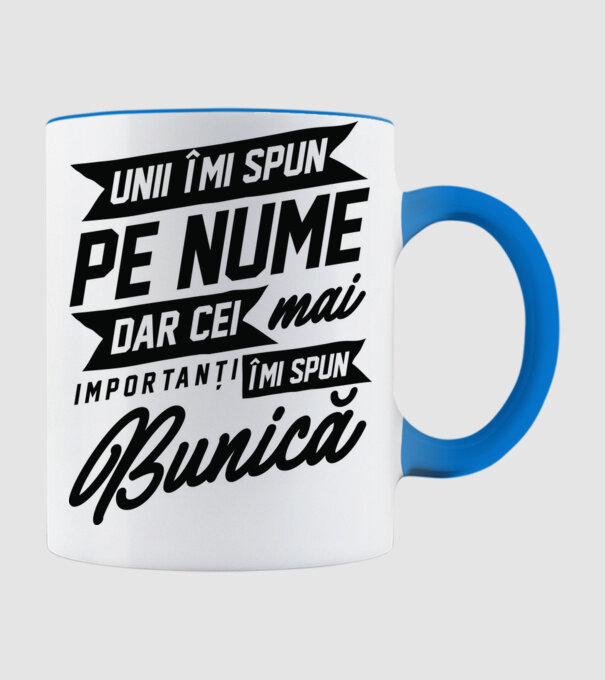 Unii îmi spun pe nume, dar cei mai importanți îmi spun bunică model albastru deschis pe tricou