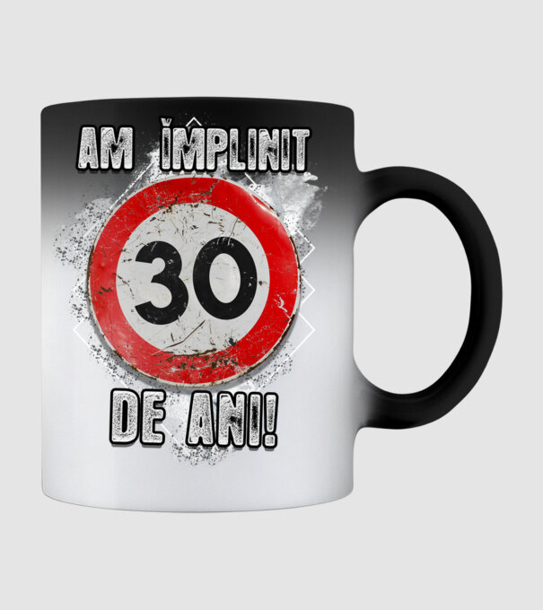 Am împlinit 30 de ani! model negru pe tricou
