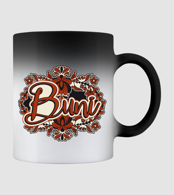 Buni model negru pe tricou