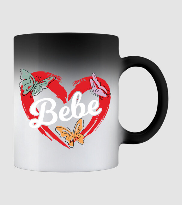 Bebe model negru pe tricou