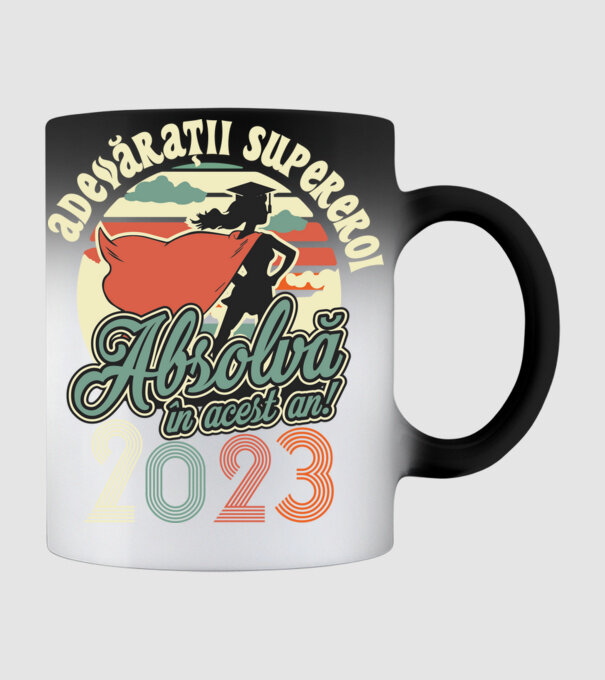 Adevărații supereroi  model negru pe tricou