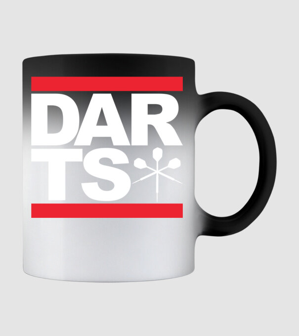 Darts DMC model negru pe tricou