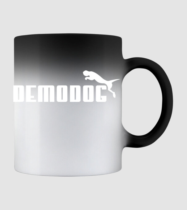 demodog logo model negru pe tricou