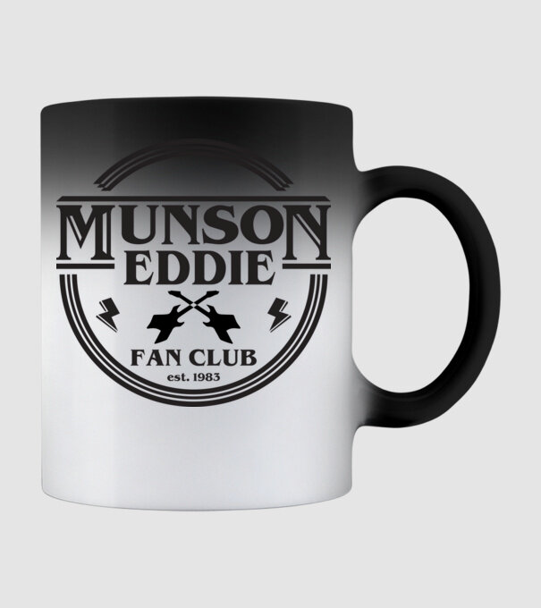 eddie munson fan club est 1983 model negru pe tricou