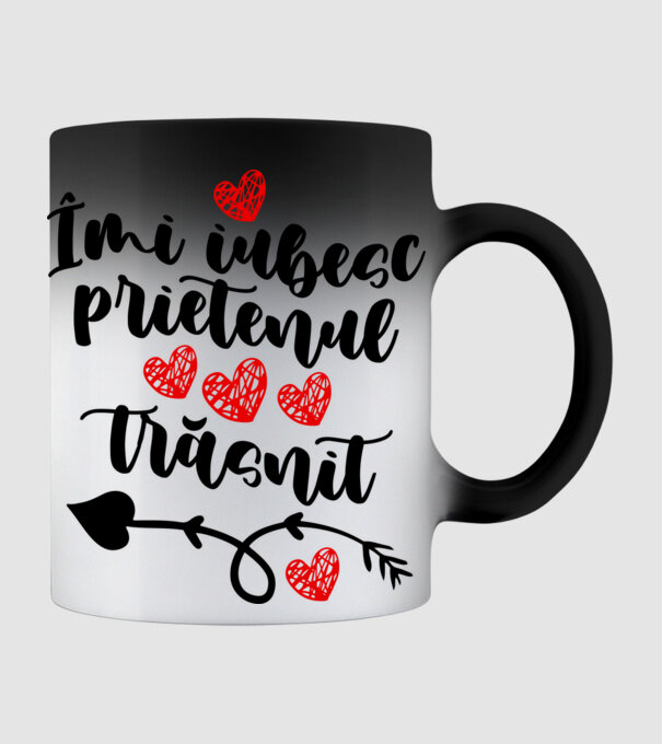 Îmi iubesc prietenul trăsnit model negru pe tricou