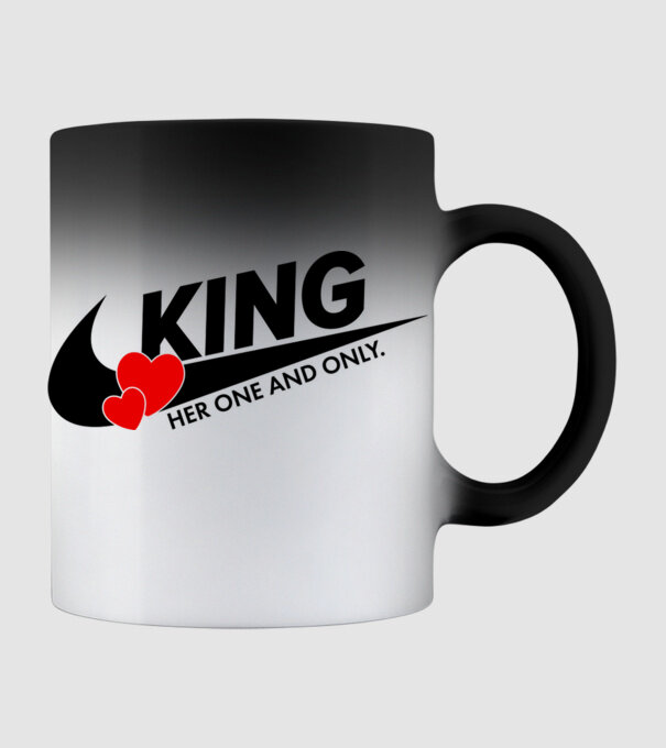 King model negru pe tricou