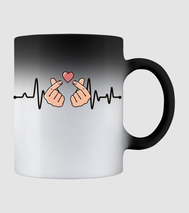 Kpop heartbeaT model negru pe tricou