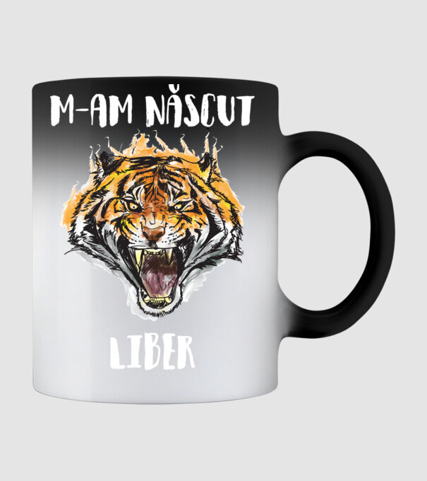 m-am născut liber model negru pe tricou