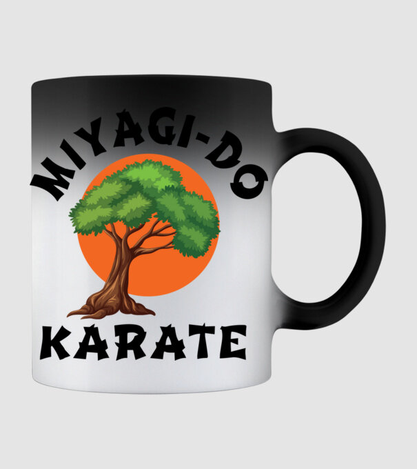 Miyagi-do karate logo model negru pe tricou