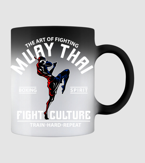 Muay Thai model negru pe tricou
