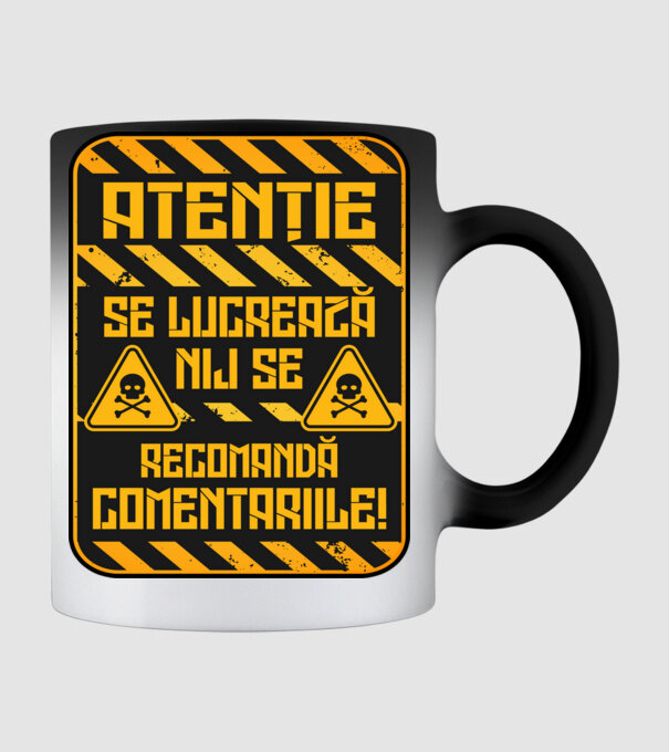 Nu se recomandă comentariile D9233657 model negru pe tricou