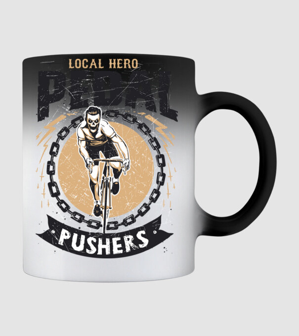 Pedal Pushers model negru pe tricou