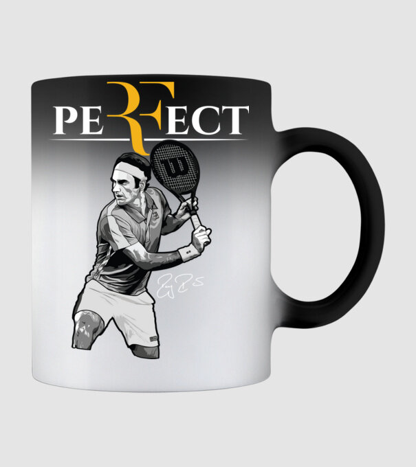 peRFect model negru pe tricou