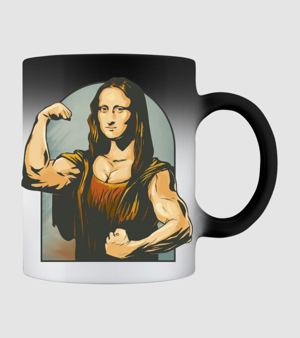 Pumped Mona model negru pe tricou