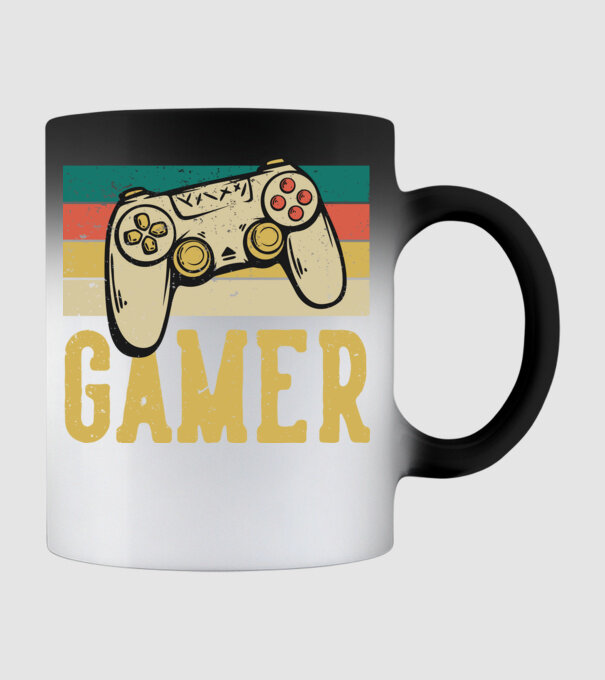 Retro gamer model negru pe tricou