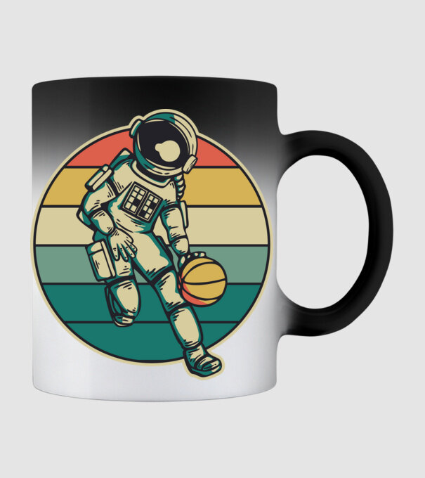SpaceBall model negru pe tricou