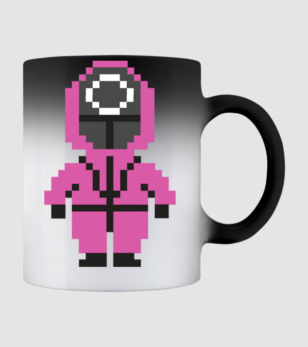 squid game pixel model negru pe tricou