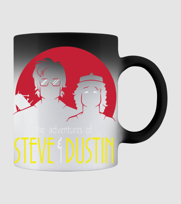 steve and dustin model negru pe tricou