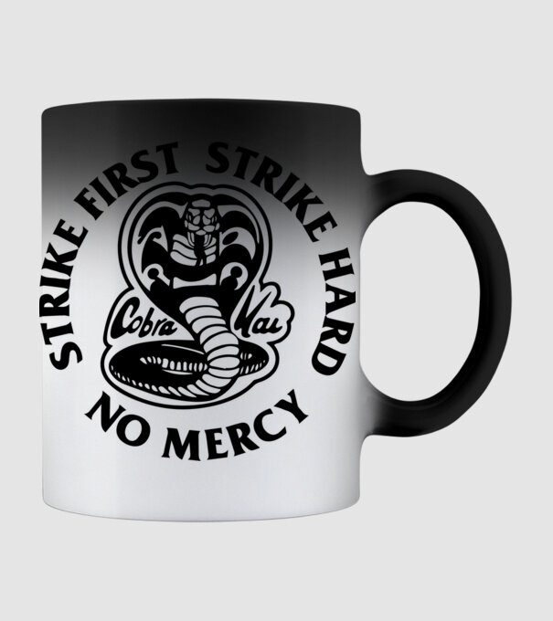 Strike first strike hard no mercy model negru pe tricou