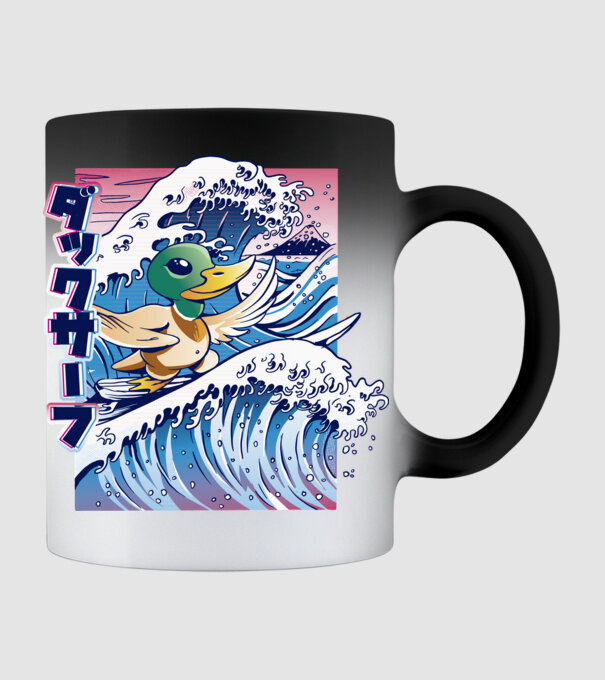 Surfer Duck model negru pe tricou