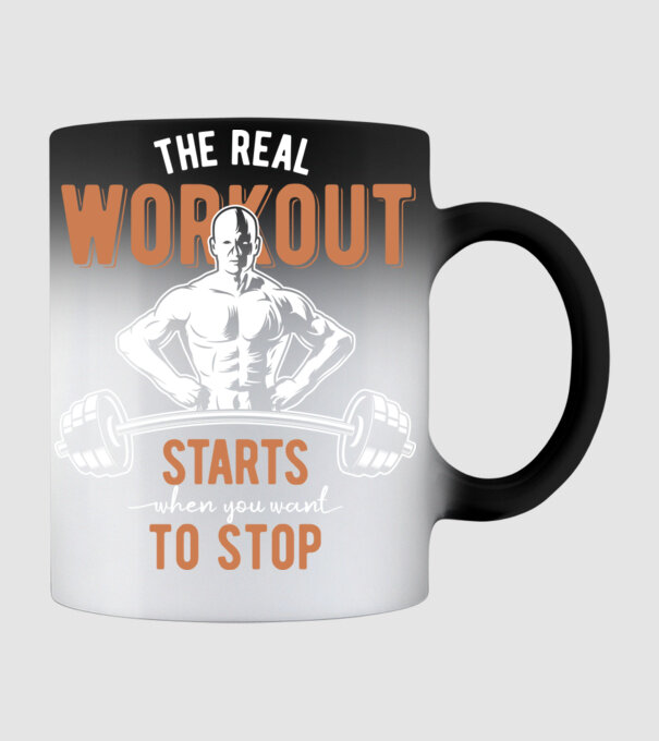 The Real Workout model negru pe tricou