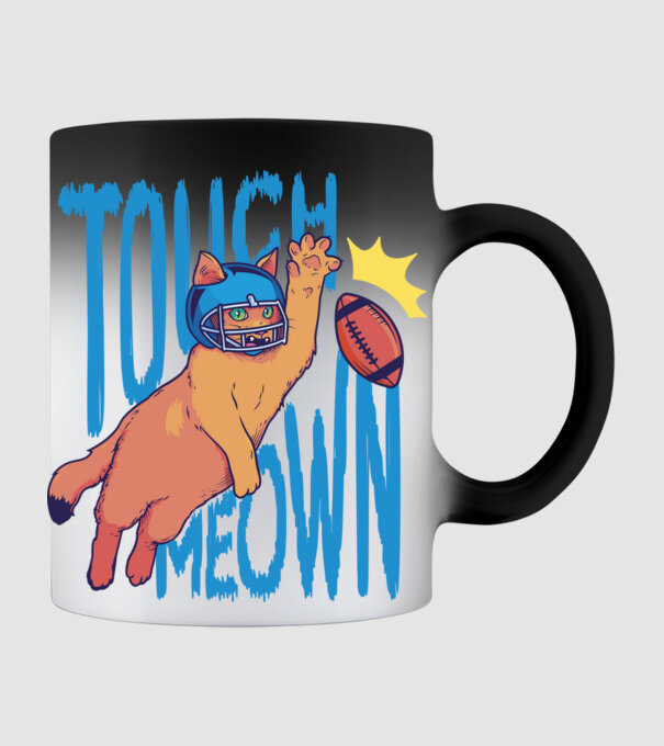 Touch Meow model negru pe tricou