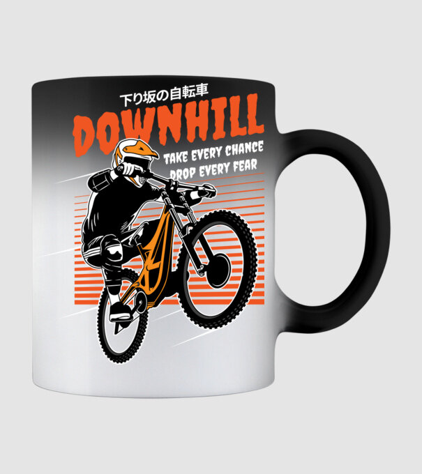 TR Downhill model negru pe tricou