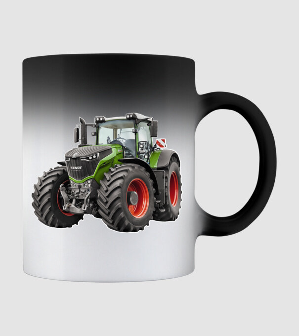 TRACTOR model negru pe tricou